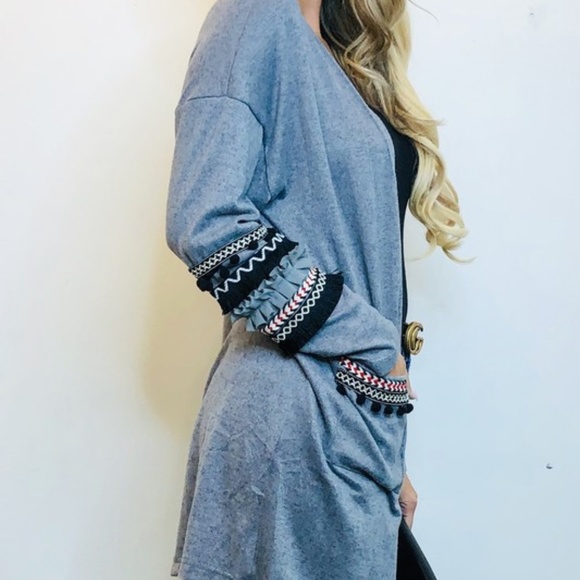 Tunic with detailed pockets and sleeves - Picture 3 of 5